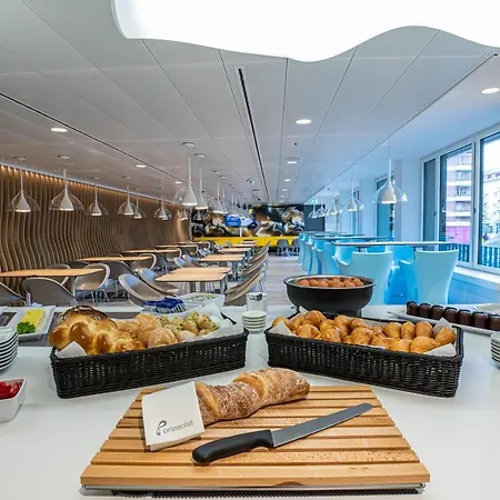 Prize By Radisson, Berna