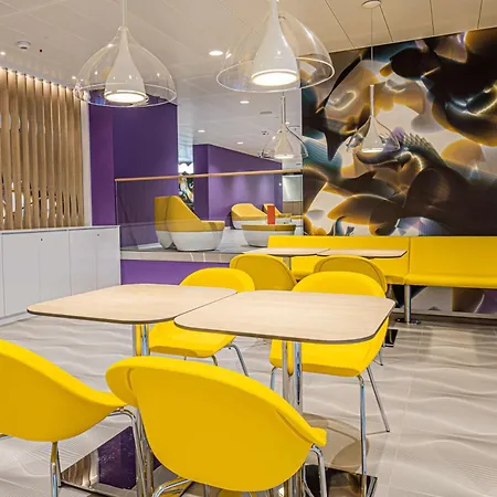 Prize By Radisson, Berno